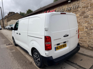 2019 Citroen Dispatch 1.5 Bluehdi 1000 X M Fwd 2 Euro 6 (s/s) 6dr in White — image 2