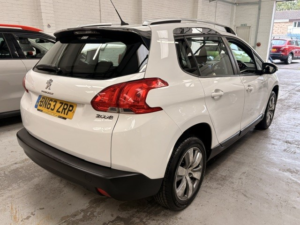 2013 Peugeot 2008 1.2 Vti Active in White — image 4