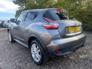 2015 Nissan Juke 1.5 Dci Acenta Premium SUV 5dr Diesel Manual Euro 6 (s/s) (110 Ps) in Grey — image 4