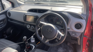 2016 Toyota Yaris 1.3 Dual Vvt-I Icon in Red — image 5