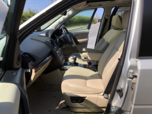 2013 Land Rover Freelander 2 2.2 Td4 Hse Turbo Diesel 6 Speed Manual 4x4 - Full Service History in Gold — image 4