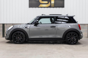 2017 MINI Hatch 2.0 Cooper S Auto Euro 6 (s/s) 3dr in Grey — image 4