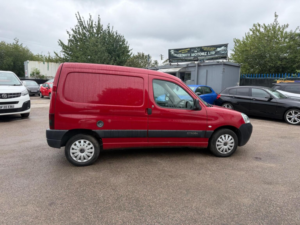 2005 Citroen Berlingo 1.9d X 4dr in Red — image 5