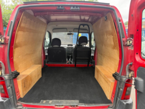2005 Citroen Berlingo 1.9d X 4dr in Red — image 6
