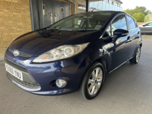 2010 Ford Fiesta 1.4 Zetec in Blue — image 2
