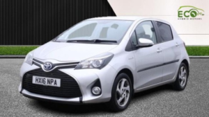 2016 Toyota Yaris 1.5 Vvt-H Icon in Silver — image 2