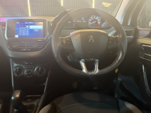 2016 Peugeot 208 1.0 Puretech Active in White — image 2