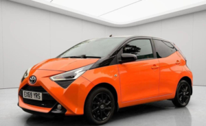 2019 Toyota Aygo 1.0 Vvt-I X-Cite X-Shift Euro 6 5dr in Orange — image 3