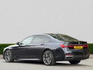 2021 BMW 7 Series 3.0 740ld Mht M Sport Saloon 4dr Diesel Hybrid Auto Xdrive Euro 6 (s/s) (340 Ps) in Black — image 5