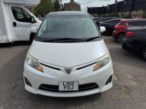 2012 Toyota Estima Aeras G in White — image 3
