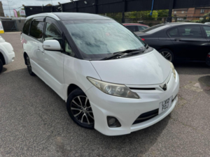 2012 Toyota Estima Aeras G in White — image 5