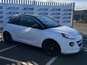 2013 Vauxhall Adam 1.4 16v Jam Hatchback 3dr Petrol Manual Euro 5 (87 Ps) in White — image 4