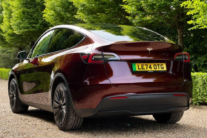 2025 Tesla Model Y Long Range Auto Rwd 5dr in Red — image 4