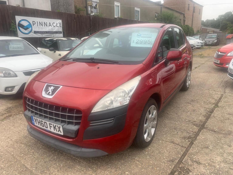 2010 Peugeot 3008 1.6 Hdi Active Euro 5 5dr in Red — image 1