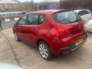 2010 Peugeot 3008 1.6 Hdi Active Euro 5 5dr in Red — image 5
