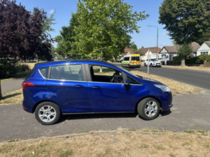 2015 Ford B-Max 1.6 Zetec in Blue — image 3