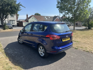 2015 Ford B-Max 1.6 Zetec in Blue — image 6