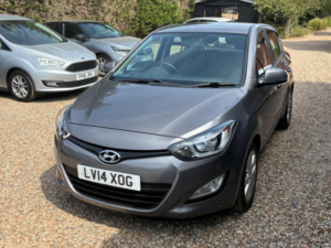 2014 Hyundai I20 1.4 Active Auto Euro 5 5dr in Grey — image 3
