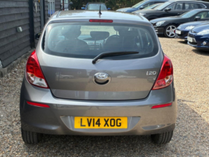 2014 Hyundai I20 1.4 Active Auto Euro 5 5dr in Grey — image 6