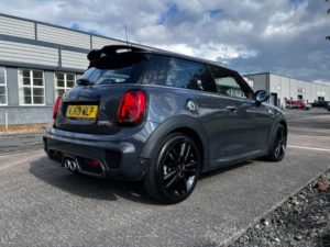 2020 MINI Hatch 2.0 Cooper S Sport Auto 3dr in Grey — image 5