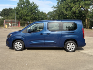 2018 Vauxhall Combo Life 1.5 Turbo D Blueinjection Energy in Blue — image 6