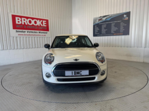 2014 MINI Hatch 1.2 One Euro 6 (s/s) 3dr in White — image 5