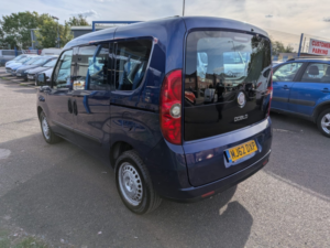 2013 Fiat Doblo 1.6 Multijet 16v Active in Blue — image 3