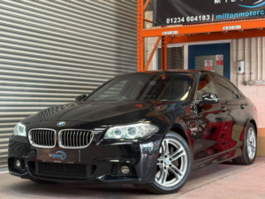 2015 BMW 5 Series 2.0 525d M Sport Auto Euro 6 (s/s) 4dr in Black — image 3