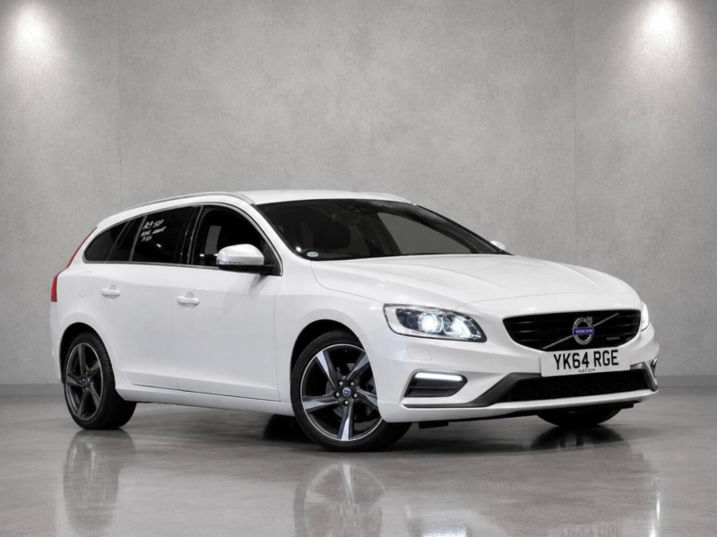 2014 Volvo V60 1.6 T3 R-Design Powershift Euro 5 5dr in White — image 1