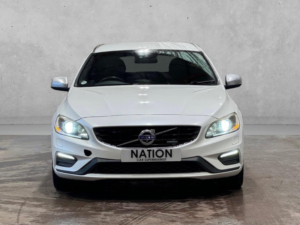 2014 Volvo V60 1.6 T3 R-Design Powershift Euro 5 5dr in White — image 4