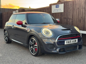 2015 MINI Hatch