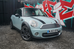 2013 MINI Hatch 1.6 Cooper D Hatchback 3dr Diesel Manual Euro 5 (s/s) (112 Ps) in Blue — image 2