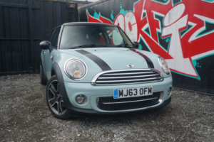 2013 MINI Hatch 1.6 Cooper D Hatchback 3dr Diesel Manual Euro 5 (s/s) (112 Ps) in Blue — image 3