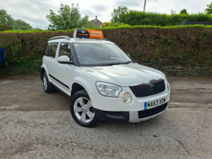 2013 Skoda Yeti 1.2 Tsi S Euro 5 5dr in White — image 2