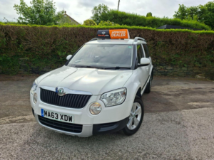 2013 Skoda Yeti 1.2 Tsi S Euro 5 5dr in White — image 3