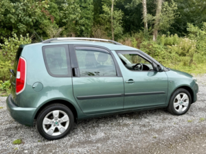 2012 Skoda Roomster 1.2 Tsi Se*1owner*11services-Panroof-2kys-Ulez**immaculate** in Green — image 6