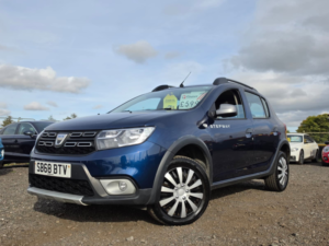 2018 Dacia Sandero Stepway 0.9 Tce Comfort Hatchback 5dr Petrol Manual Euro 6 (s/s) (90 Ps) in Blue — image 2