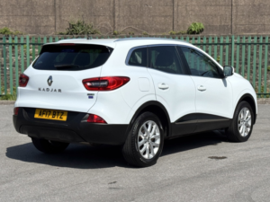 2017 Renault Kadjar 1.5 Dynamique Nav Dci 110 in White — image 4