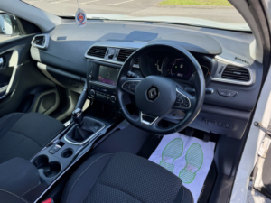 2017 Renault Kadjar 1.5 Dynamique Nav Dci 110 in White — image 5