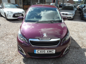2015 Peugeot 108 1.2 Vti Puretech Allure in Purple — image 2
