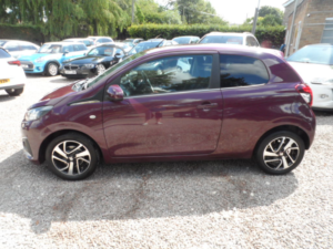 2015 Peugeot 108 1.2 Vti Puretech Allure in Purple — image 4