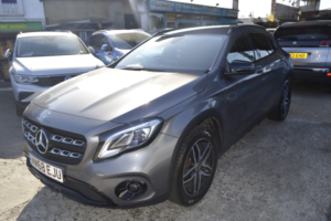 2018 Mercedes-Benz Gla 1.6 Gla180 Urban Edition in Grey — image 5