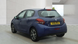 2016 Peugeot 208 1.2 Puretech Xs White in Blue — image 3