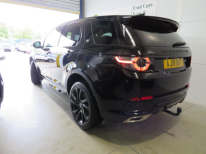 2019 Land Rover Discovery Sport 2.0 Sd4 Hse Dynamic Lux Auto 4WD Euro 6 (s/s) 5dr in Black — image 4