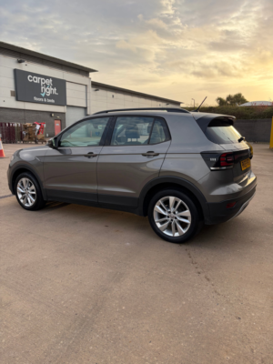 2019 Volkswagen T-Cross 1.0 Tsi Se SUV 5dr Petrol Manual Euro 6 (s/s) (95 Ps) in Grey — image 3