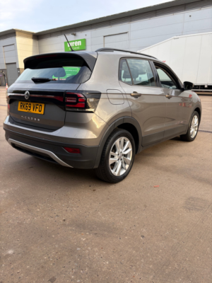 2019 Volkswagen T-Cross 1.0 Tsi Se SUV 5dr Petrol Manual Euro 6 (s/s) (95 Ps) in Grey — image 5