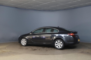 2016 Vauxhall Insignia 1.6 Cdti Ecoflex Tech Line Euro 6 (s/s) 5dr in Black — image 2