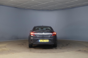 2016 Vauxhall Insignia 1.6 Cdti Ecoflex Tech Line Euro 6 (s/s) 5dr in Black — image 3