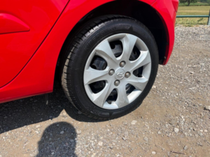 2012 Hyundai I10 1.2 Classic Euro 5 5dr in Red — image 4