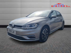 2019 Volkswagen Golf 1.6 Tdi Match in Silver — image 3